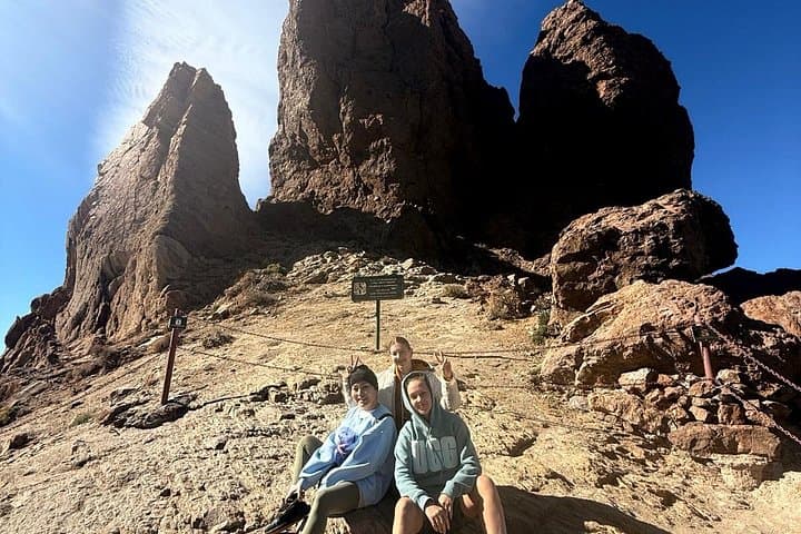 Experiencia de caminata panorámica y bodega en el Teide con recogida gratuita